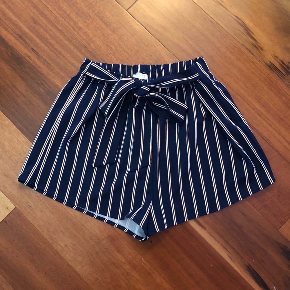 Paper bag tie-front striped shorts